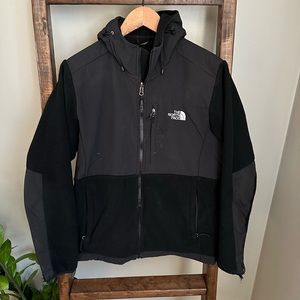 Women’s Northface Hooded Fleece Jacket